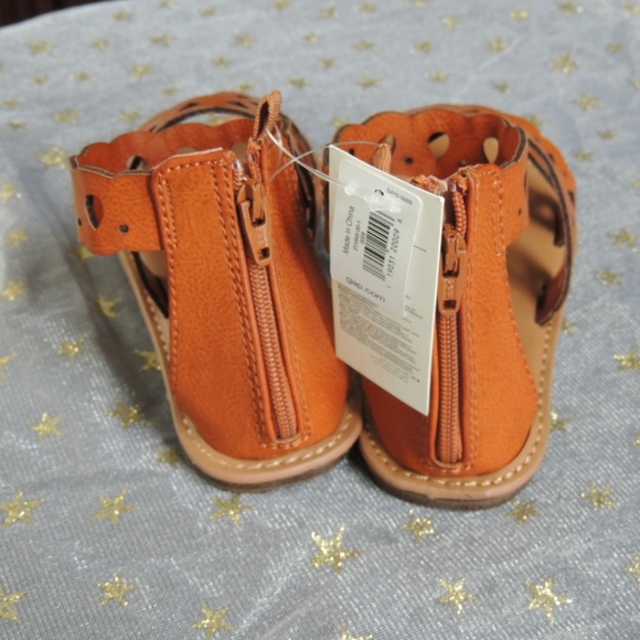 GAP Shoes Nwt Toddler Girls Shoe Sz 9 Baby Gap Tan Sandals Poshmark